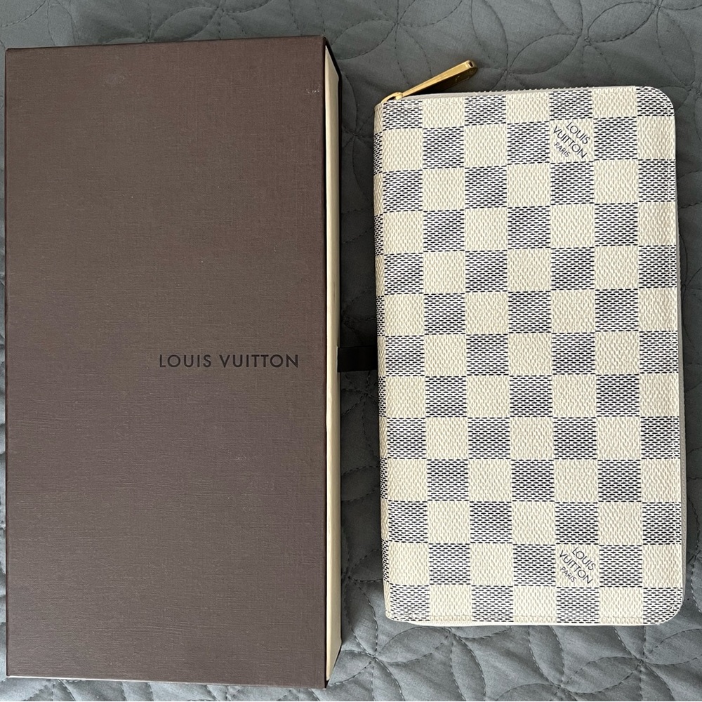 Louis Vuitton Damier Azur Zippy Wallet Organizer